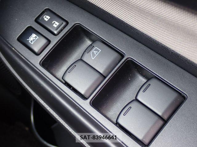 Nissan NOTE 2019-02 302445-7