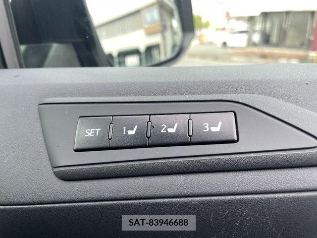 Toyota VELLFIRE 2019-05 288208-24
