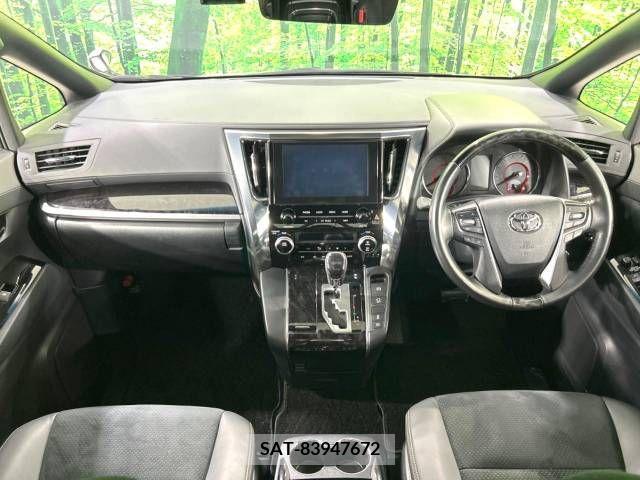 Toyota ALPHARD 2020-10 223157-1
