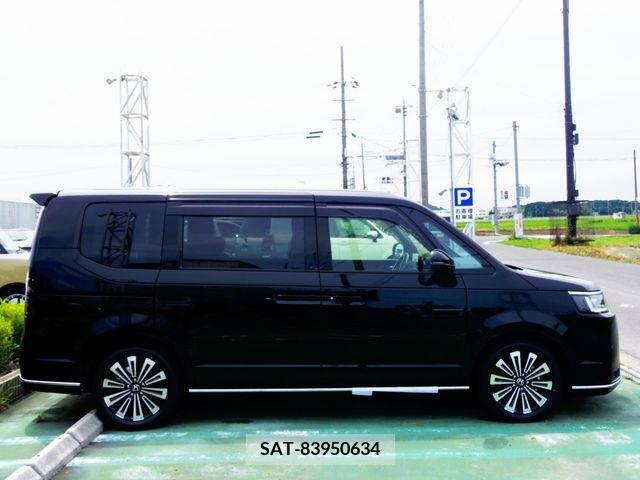 Honda STEP WGN 2023-06 201186-3
