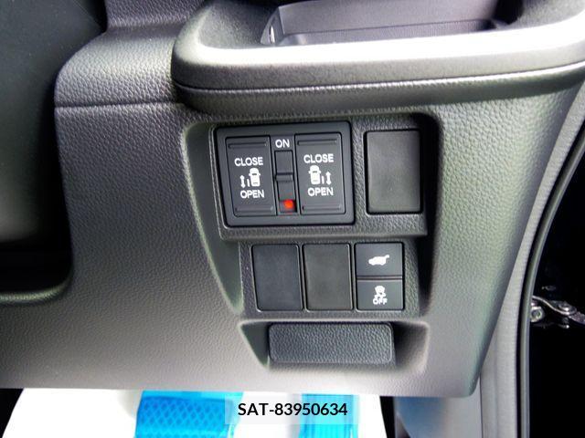 Honda STEP WGN 2023-06 201186-13