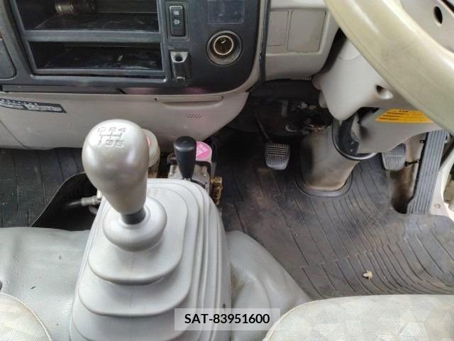 Hino DUTRO 2006-09 320401-6