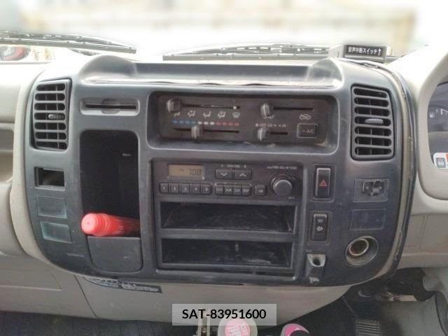 Hino DUTRO 2006-09 320401-5