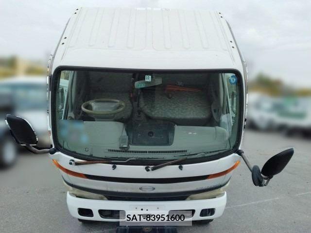 Hino DUTRO 2006-09 320401-12