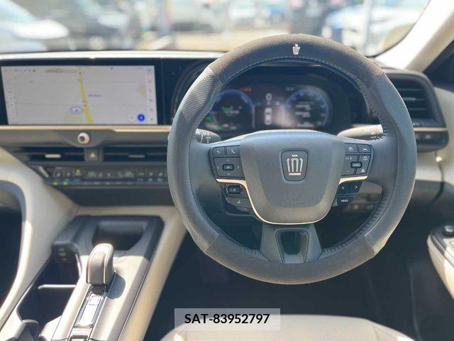 Toyota CROWN 2024-01 241641-8