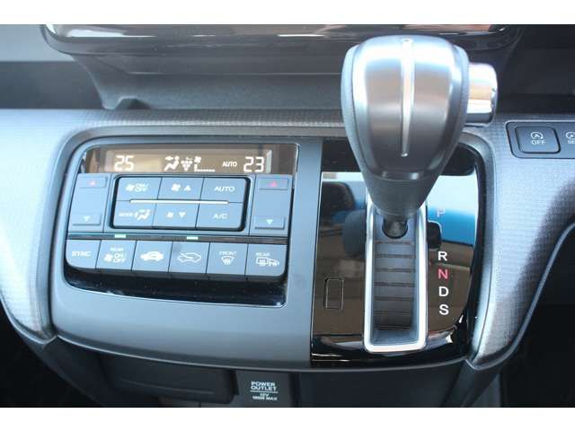 Honda e 2022-01 191569-15