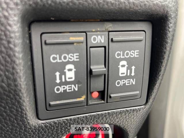 Honda N BOX CUSTOM 2018-05 250947-15