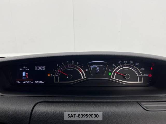 Honda N BOX CUSTOM 2018-05 250947-2