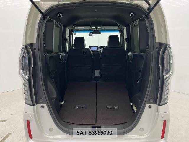 Honda N BOX CUSTOM 2018-05 250947-10