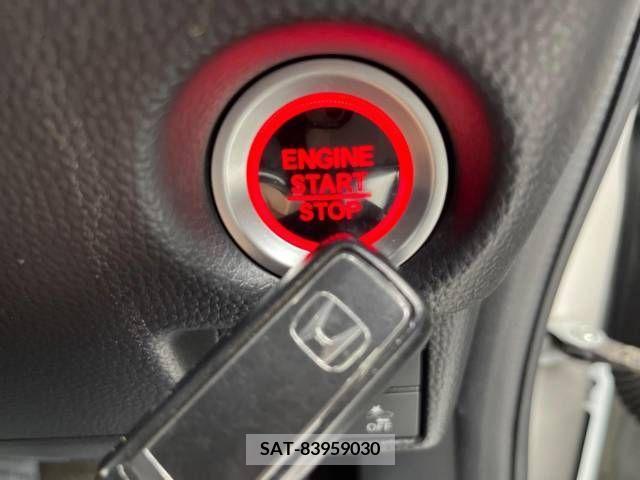 Honda N BOX CUSTOM 2018-05 250947-14