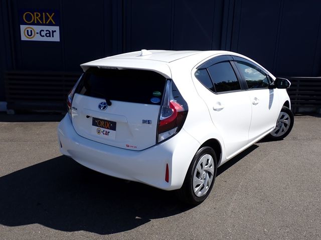 Toyota AQUA 2020-10 20997-2