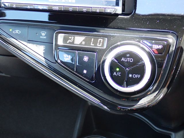 Toyota AQUA 2020-10 20997-10