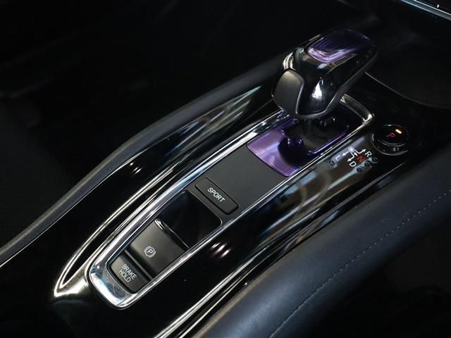 Honda VEZEL 2014-03 181056-14