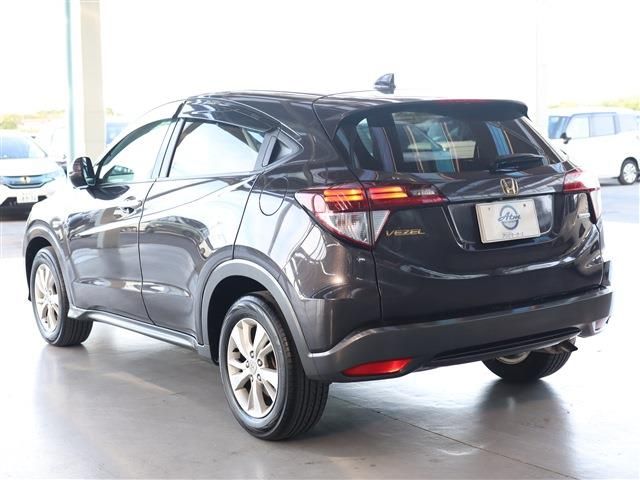 Honda VEZEL 2014-03 181056-5
