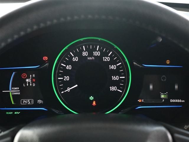 Honda VEZEL 2014-03 181056-15