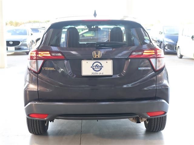 Honda VEZEL 2014-03 181056-4