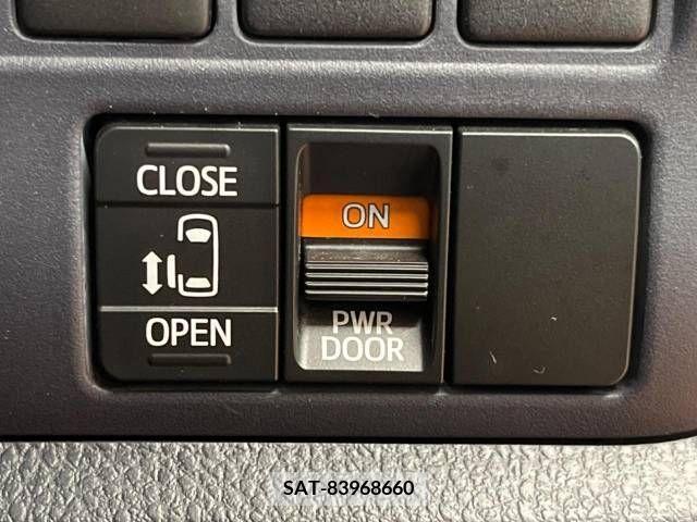 Toyota NOAH 2014-03 204081-5