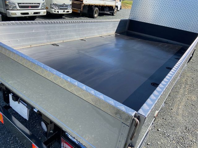 Isuzu ELF TRUCK 2007-09 24357-9