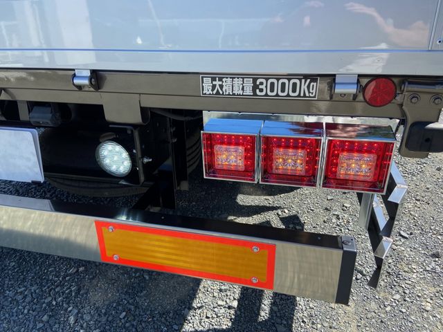 Isuzu ELF TRUCK 2007-09 24357-17