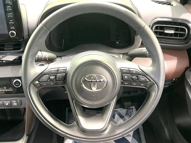 Toyota YARIS CROSS 2021-03 188454-11