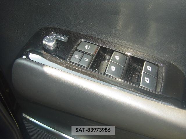 Toyota VELLFIRE 2018-10 351363-20