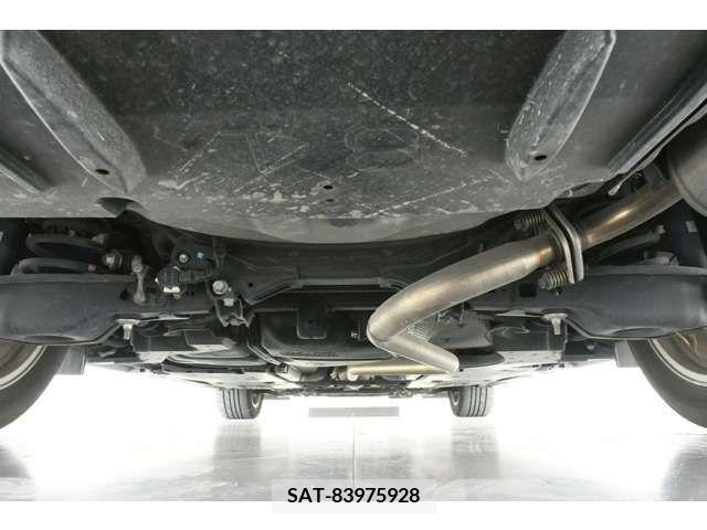 Lexus HS 2014-11 220194-7