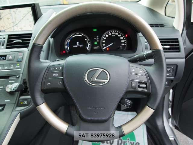 Lexus HS 2014-11 220194-15