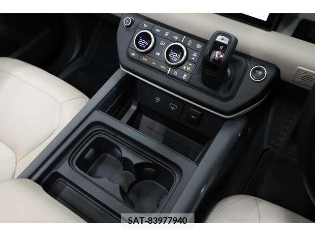ROVER DEFENDER 2021-05 283791-12