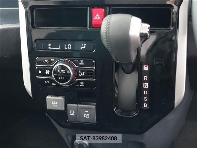 Toyota ROOMY 2021-06 283641-6