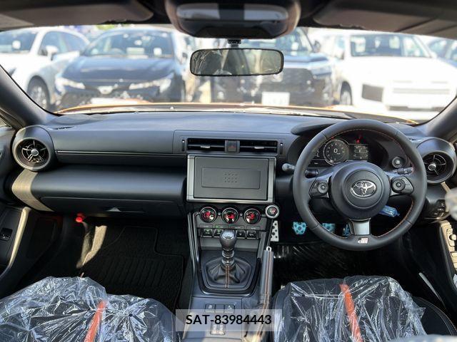 Toyota 86 2023-02 380198-1