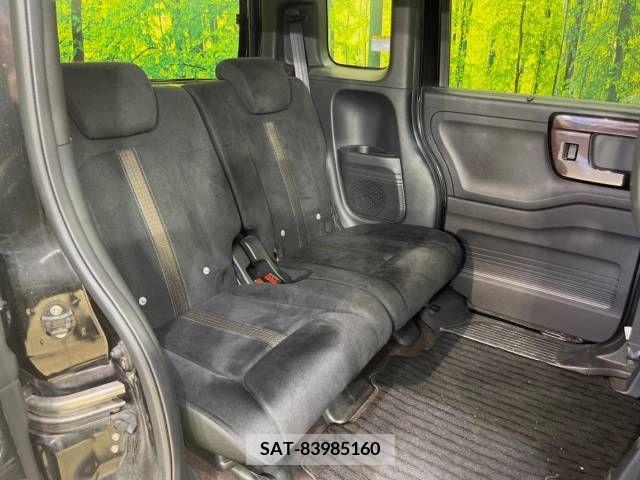 Honda N BOX CUSTOM 2017-11 306947-9