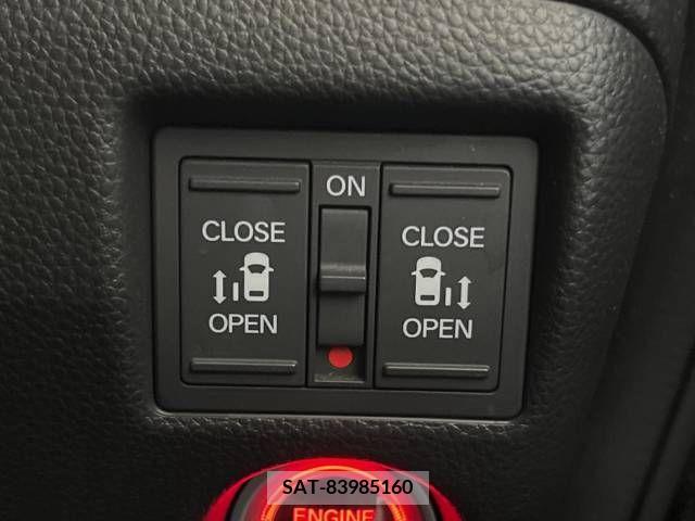 Honda N BOX CUSTOM 2017-11 306947-7