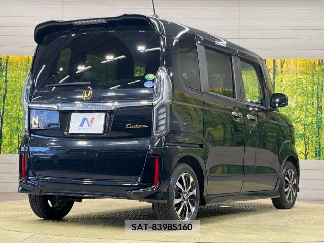 Honda N BOX CUSTOM 2017-11 306947-17