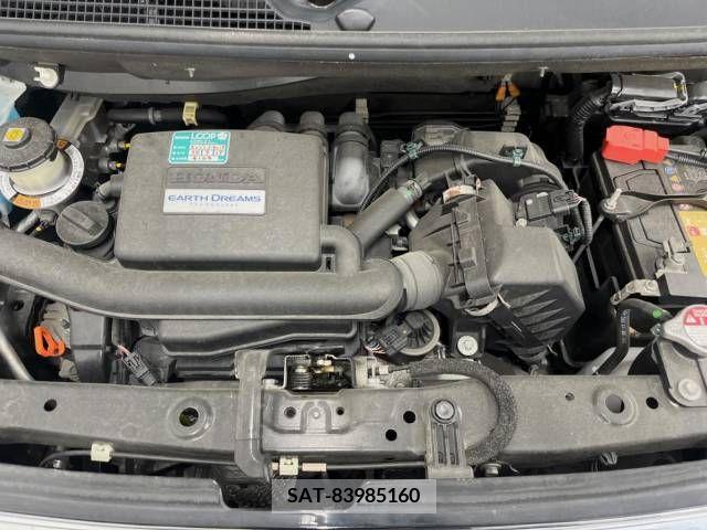 Honda N BOX CUSTOM 2017-11 306947-18