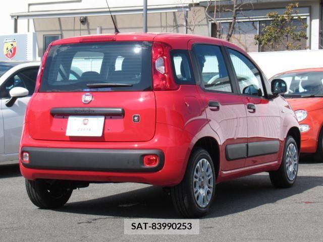 Fiat PANDA 2023-01 380732-10