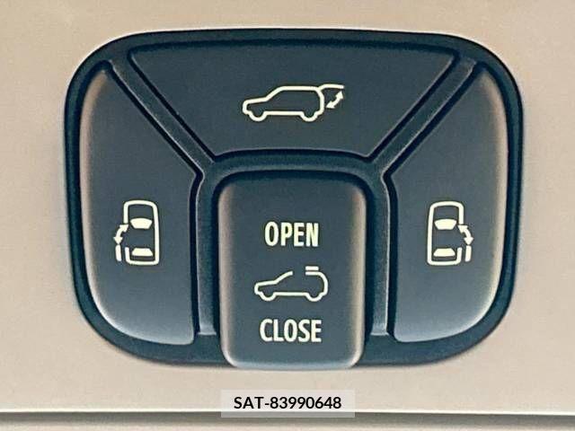 Toyota VELLFIRE 2013-06 337104-5
