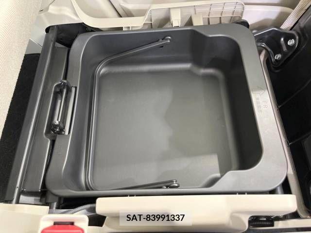 Suzuki WAGON R 2018-03 379565-6