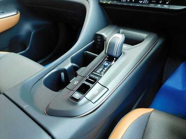 Toyota CROWN 2022-11 6635-20