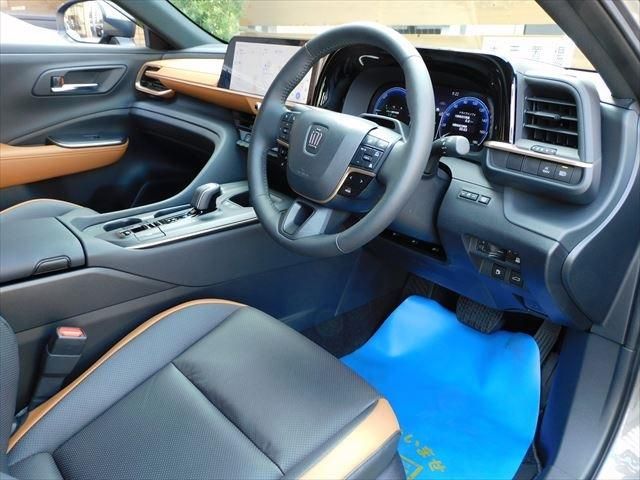 Toyota CROWN 2022-11 6635-9