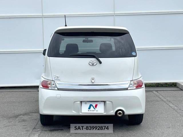 Toyota BB 2014-05 352153-10