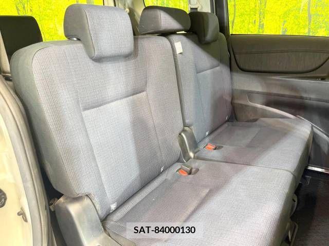 Toyota SIENTA 2016-03 342815-9