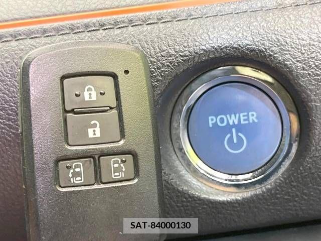 Toyota SIENTA 2016-03 342815-6