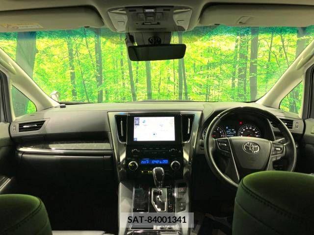 Toyota ALPHARD 2021-08 355479-1