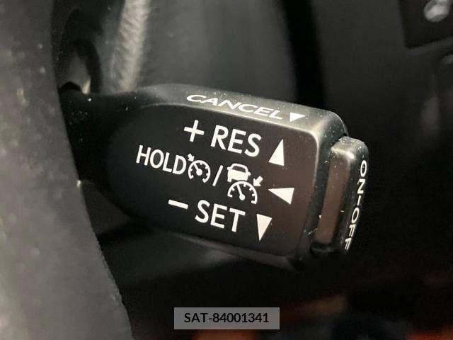 Toyota ALPHARD 2021-08 355479-7
