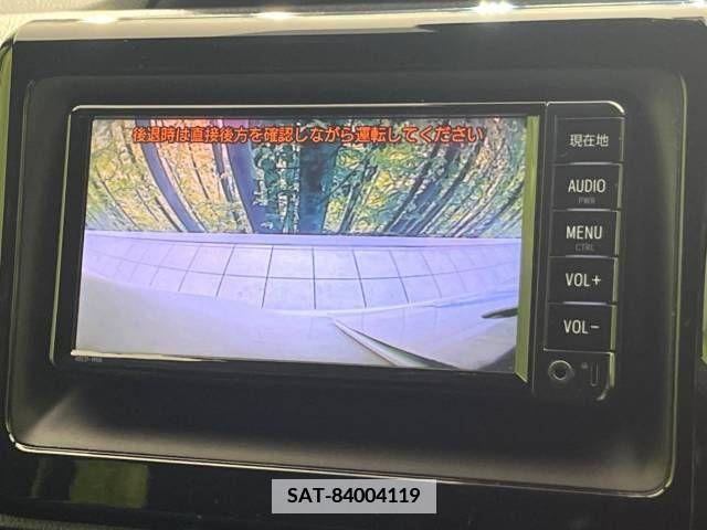 Toyota NOAH 2017-07 341566-6