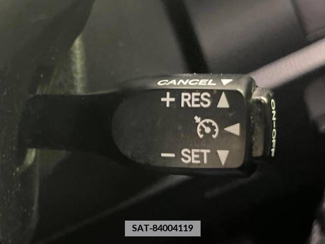 Toyota NOAH 2017-07 341566-4