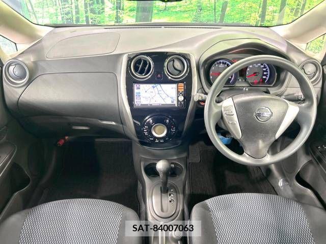 Nissan NOTE 2016-03 325477-1
