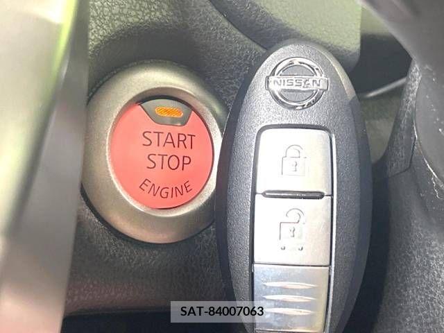 Nissan NOTE 2016-03 325477-5