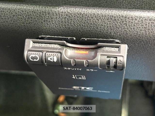 Nissan NOTE 2016-03 325477-7