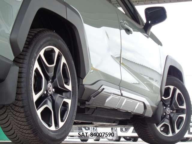 Toyota RAV4 2019-07 282921-19